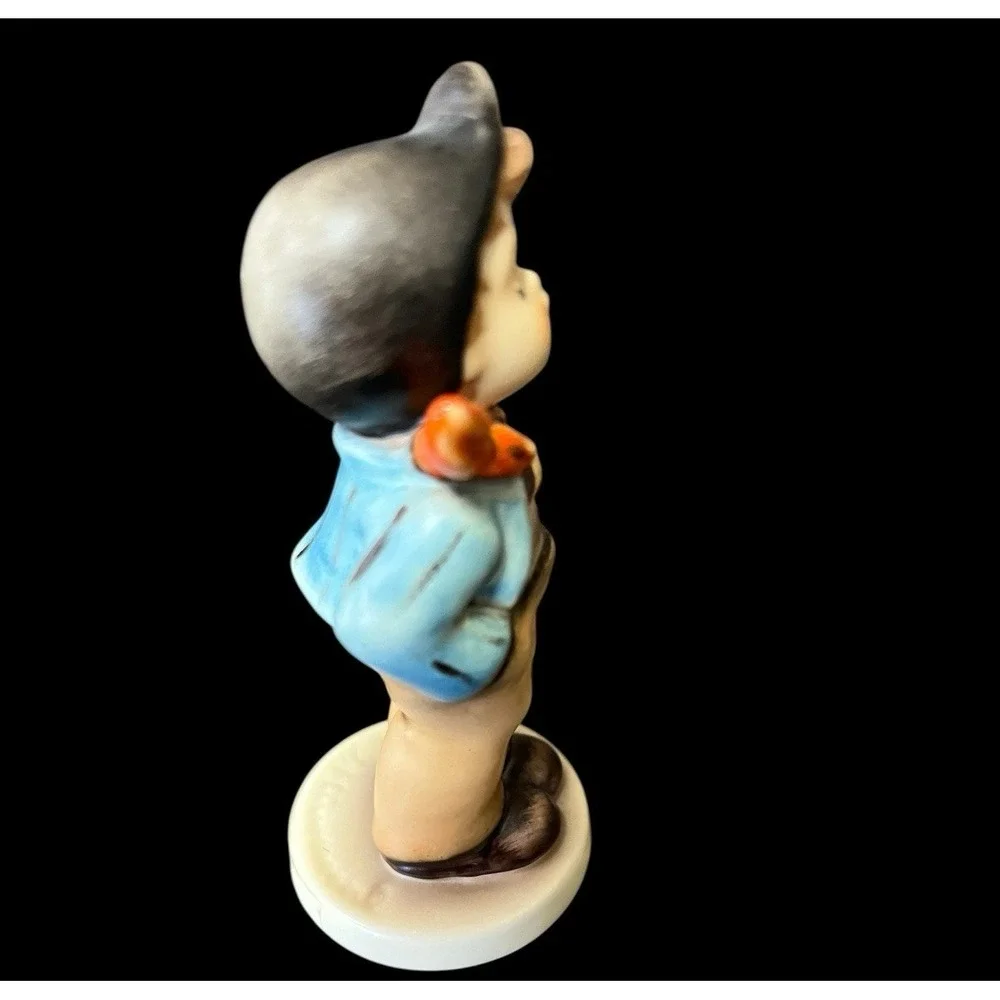 1989 Goebel Hummel‎ Lucky Fellow Young Boy 560 Germany Membership Club Vintage